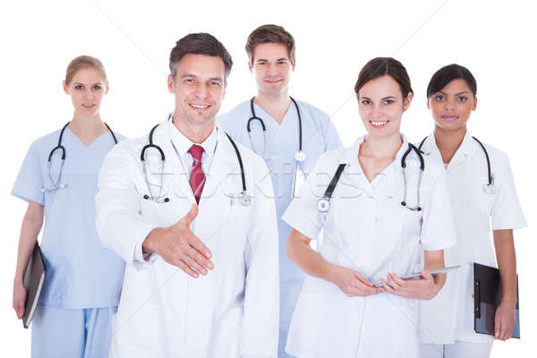 ストックフォト: 医師 · 提供すること · 握手 · 立って · 男性医師
