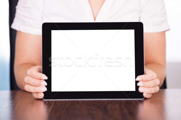 Digital tableta primer plano mujer Foto stock © AndreyPopov