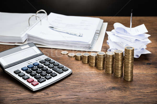 Kalkulator ceny papieru paznokci biurko biuro Zdjęcia stock © AndreyPopov