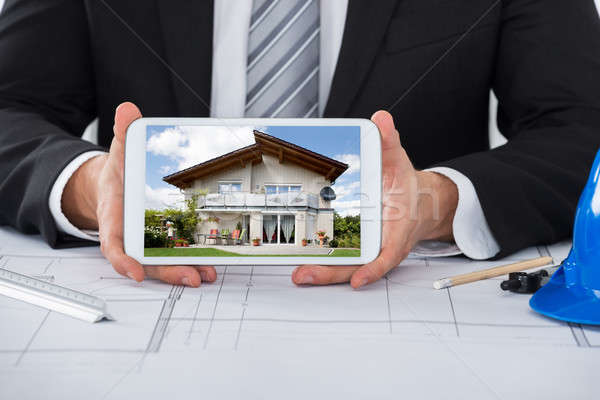 [[stock_photo]]: Homme · architecte · photos · maison · numérique