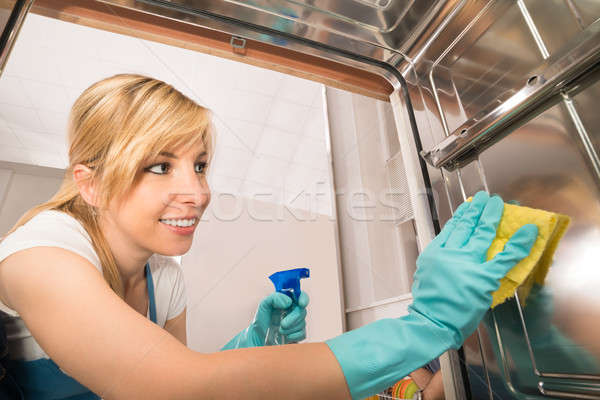若い女性 洗浄 食器洗い機 小さな 幸せ ストックフォト © AndreyPopov