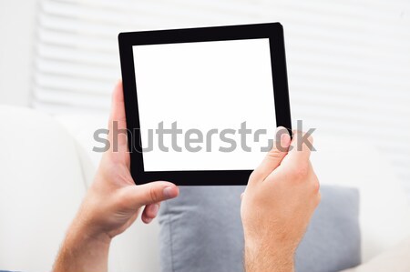 Człowiek cyfrowe tabletka ekranu obraz Zdjęcia stock © AndreyPopov
