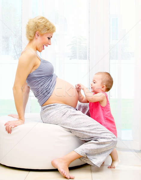 ストックフォト: 妊娠 · 母親 · 小さな · 演奏 · ホーム