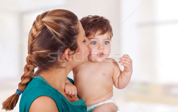 Moeder baby home portret gelukkig jonge Stockfoto © Anna_Om