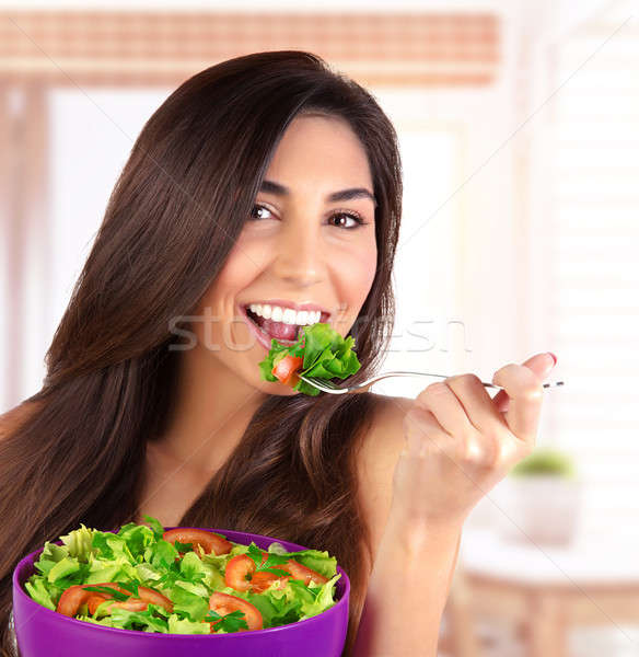 Foto stock: Mujer · hermosa · comer · ensalada · primer · plano · retrato · hermosa