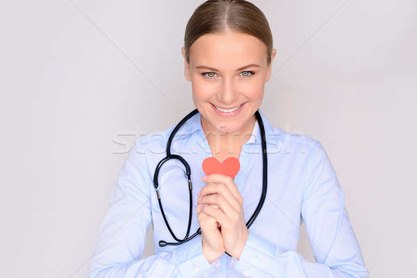 快樂 醫生 肖像 可愛 微笑的女人 心髒病專家 商業照片 © Anna_Om