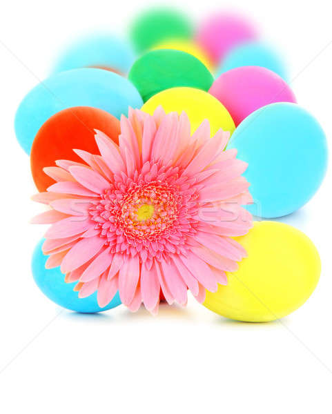 Ouă de Paşti colorat floare izolat alb alimente Imagine de stoc © Anna_Om