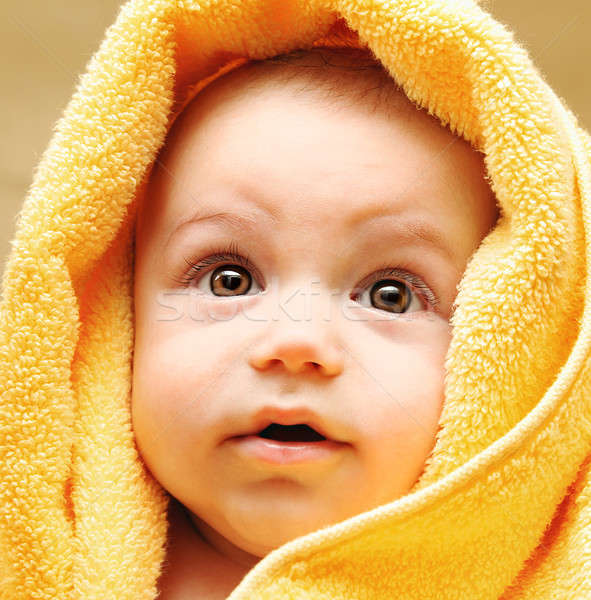 Foto d'archivio: Cute · baby · faccia · asciugamano · igiene