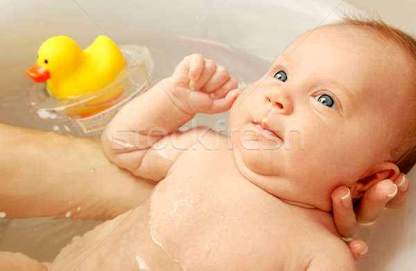 洗澡 小 嬰兒 女孩 面對 孩子 商業照片 © Anna_Om