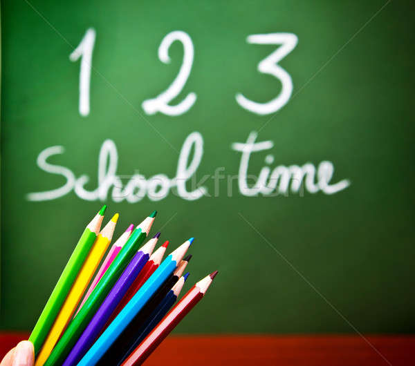 Terug naar school afbeelding kleurrijk potloden groene schoolbord Stockfoto © Anna_Om
