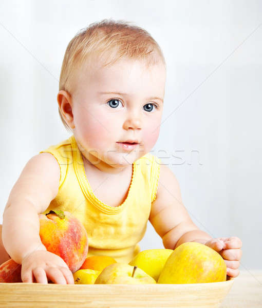 Kicsi baba gyümölcsök közelkép portré egészségügy Stock fotó © Anna_Om