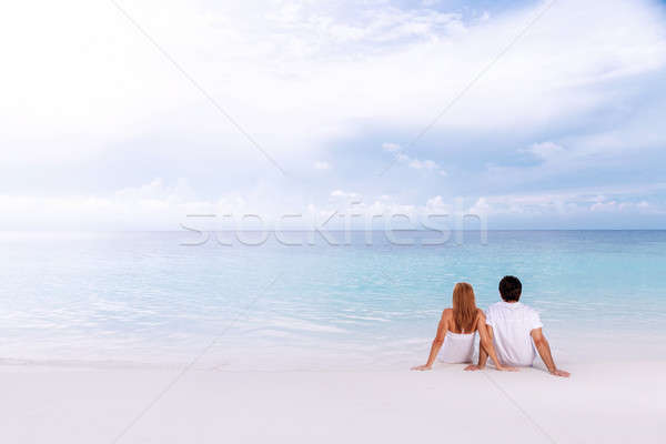 Romantique date plage couple séance [[stock_photo]] © Anna_Om