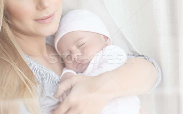 нежный матери ребенка портрет , держась за руки Сток-фото © Anna_Om