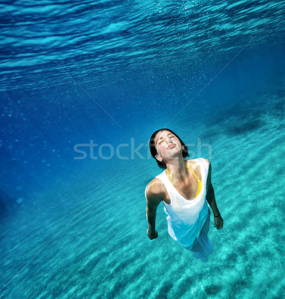Piękna kobiet podwodne biała sukienka aktywny Zdjęcia stock © Anna_Om