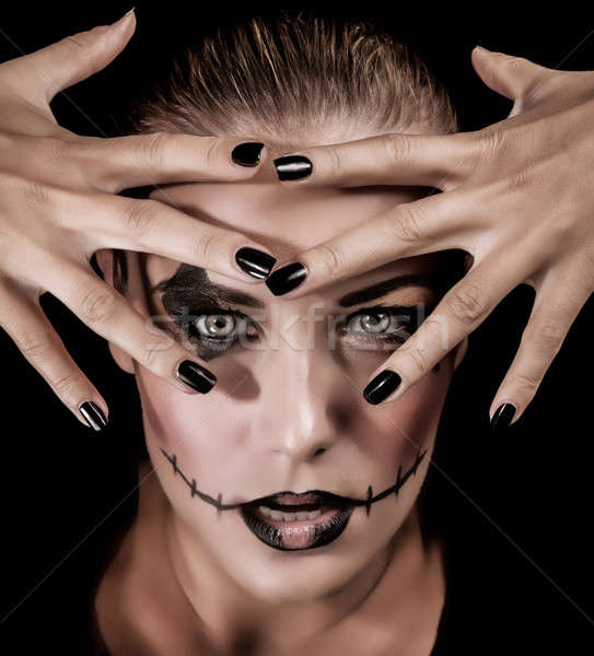 La moda monstru portret fată mâini Imagine de stoc © Anna_Om