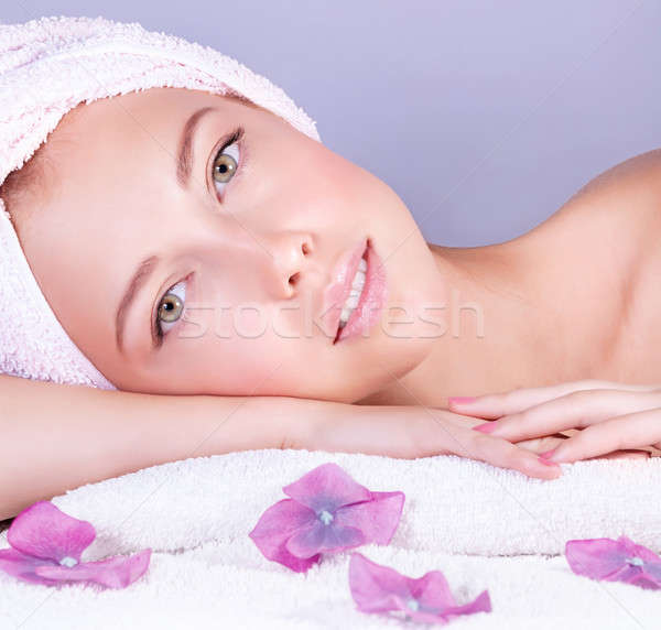 Femeie frumoasa spa salon portret atractiv Imagine de stoc © Anna_Om