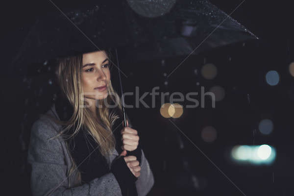 Magányos nő éjszaka divat portré gyönyörű Stock fotó © Anna_Om