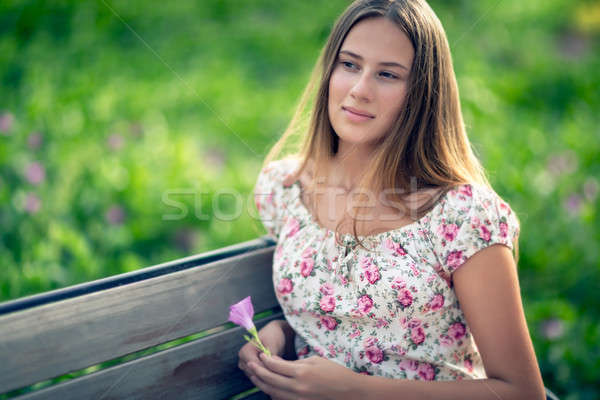 Authentiek portret jonge vrouw mooie student meisje Stockfoto © Anna_Om