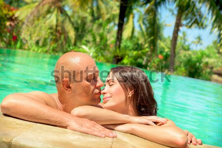 Gelukkig paar tropische resort portret genieten Stockfoto © Anna_Om