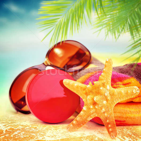 Bella ancora vita spiaggia occhiali da sole asciugamano crema Foto d'archivio © Anna_Om