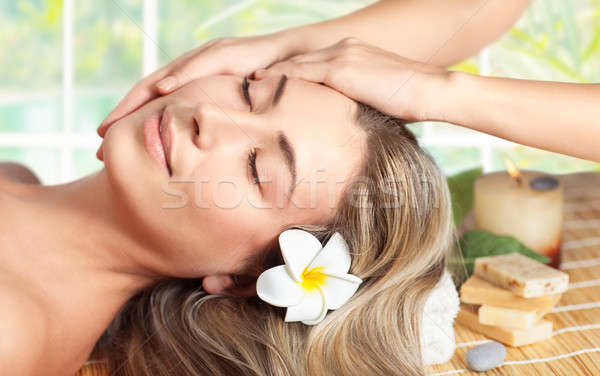 Belle femme spa dormir massage table séduisant [[stock_photo]] © Anna_Om