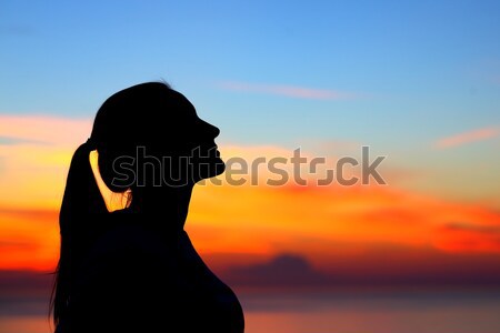 Dinlemek sessizlik profil siluet güzel bir kadın ayakta Stok fotoğraf © Anna_Om