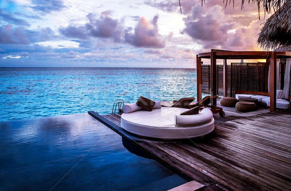 Luxe plage Resort bungalow piscine [[stock_photo]] © Anna_Om