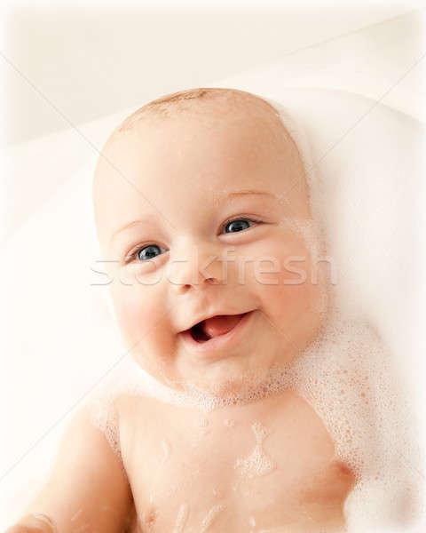 Peu bébé bain portrait Photo stock © Anna_Om