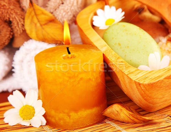溫泉 蠟燭 有機 肥皂 雛菊 商業照片 © Anna_Om