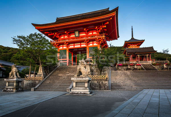 Templom naplemente Kiotó Japán égbolt épület Stock fotó © anshar