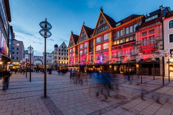 Iluminado calle puerta Munich Alemania Foto stock © anshar