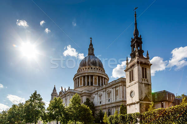 Szent katedrális London napos idő Egyesült Királyság felhők Stock fotó © anshar