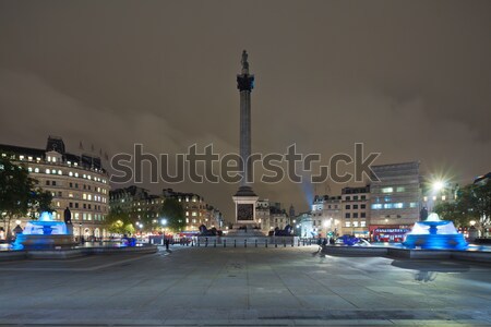 Praça coluna noite público espaço atração turística Foto stock © Antartis