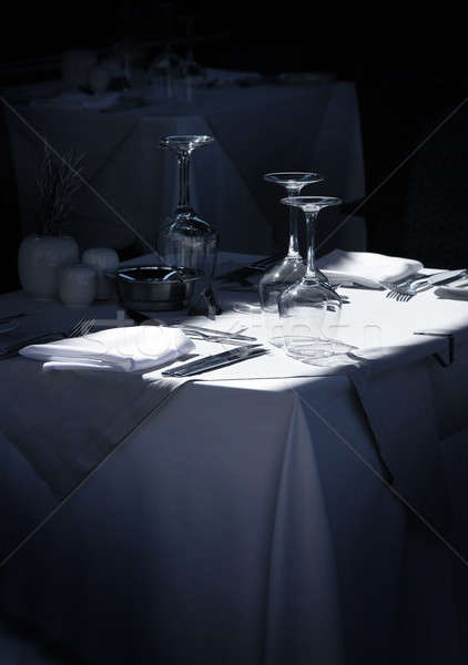 Foto stock: Restaurante · tabela · espera · elegante · óculos · talheres