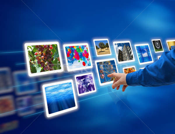 Kéz kiválasztott képek áramlás férfi kiválaszt Stock fotó © Anterovium