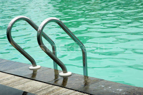 Paslanmaz merdiven havuz su yaz eğlence Stok fotoğraf © antonihalim