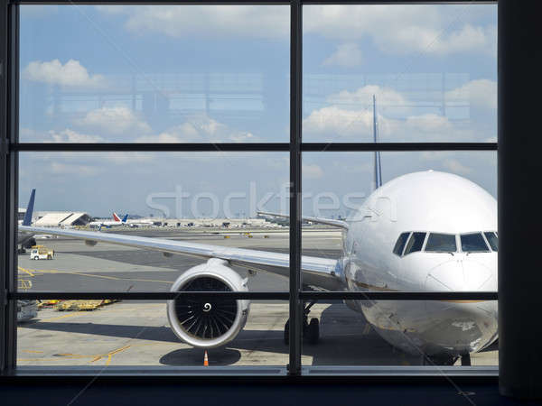 Stockfoto: Luchthaven · venster · vliegtuigen · poort · hemel · glas
