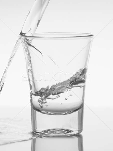 Shot wódki wody spadek alkoholu Zdjęcia stock © antonprado