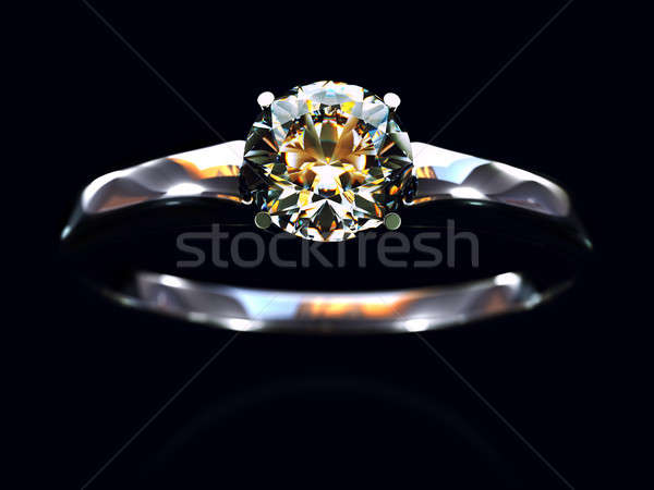 Inel cu diamant nuntă cadou izolat alb Imagine de stoc © AptTone