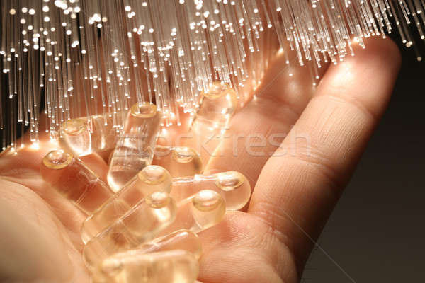 Lichid capsula fibra optic tehnologie sănătate Imagine de stoc © arcoss