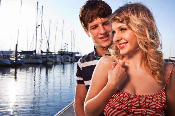Romantische paar liefde kaukasisch jachthaven outdoor Stockfoto © aremafoto