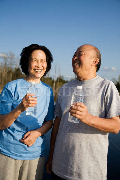 Diversão senior asiático casal tiro Foto stock © aremafoto