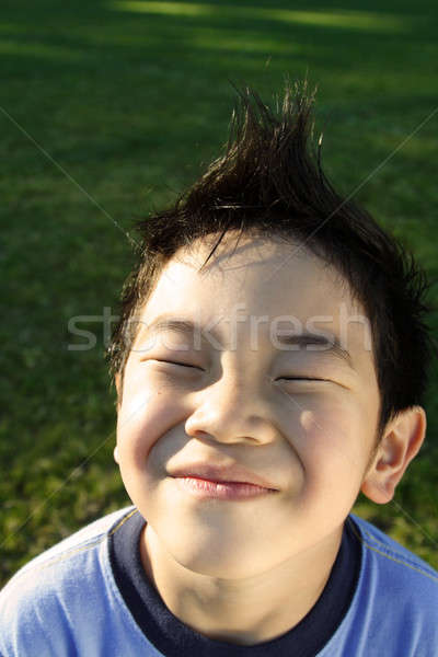Träumerei glücklich kid Freien Lächeln Kinder Stock foto © aremafoto