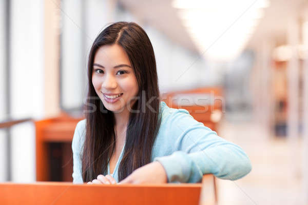 Zdjęcia stock: Asian · portret · studia · biblioteki · kobieta