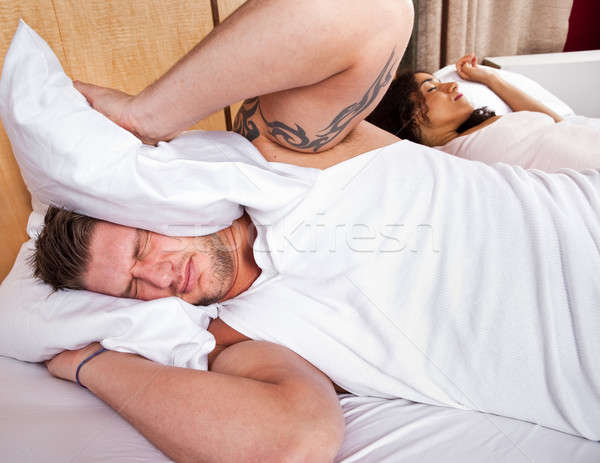 Horkolás férfi alszik hang pár szépség Stock fotó © aremafoto