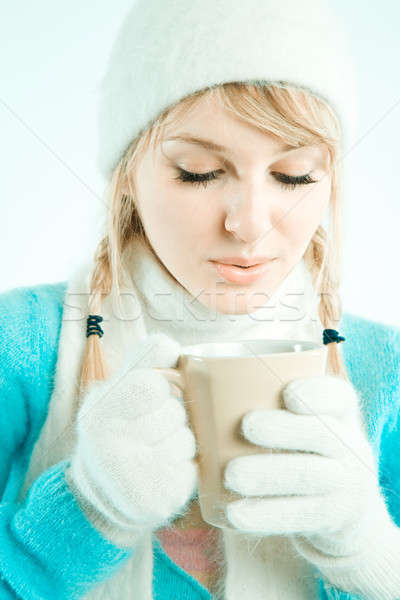 Menina potável café belo caucasiano Foto stock © aremafoto