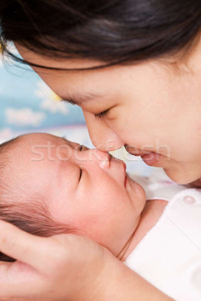 Madre bebé Asia besar dormir nino Foto stock © aremafoto