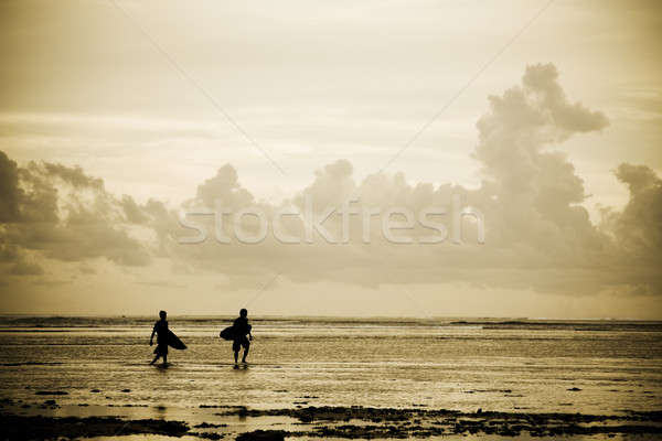 Foto stock: Surfistas · playa · silueta · tiro · Pareja · agua