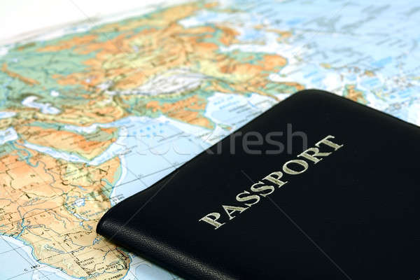 Călători paşaport hartă vacanţă planificare Imagine de stoc © aremafoto