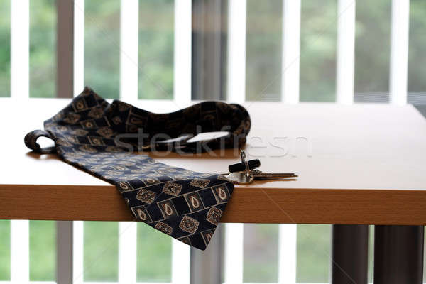 Túlóra munka nyakkendő szett kulcsok konzerv Stock fotó © aremafoto